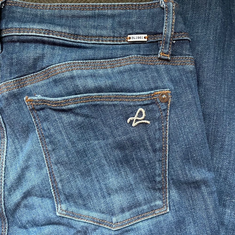 DL1961 Angel Jeans - Picture 4 of 4